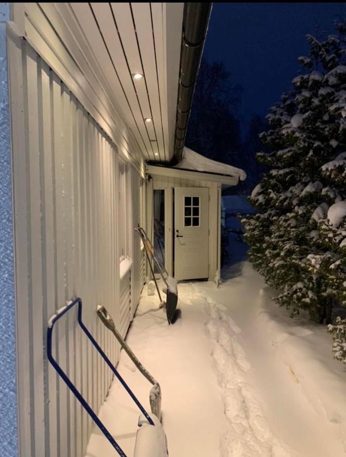 Own Private Room In A Big House! Luleå Exterior photo